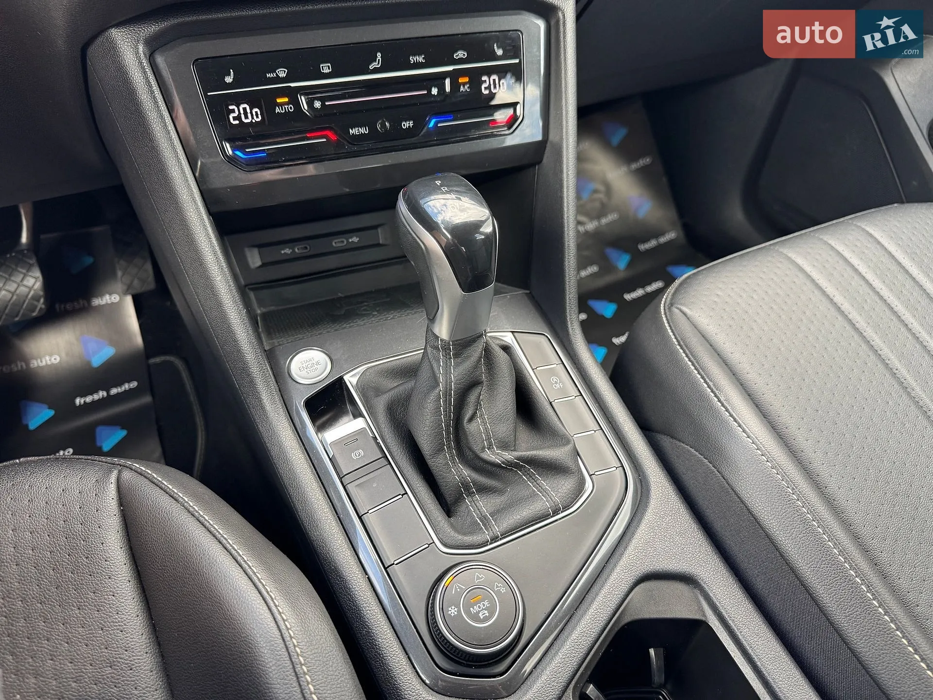 2021 Volkswagen Tiguan - мініатюра 26