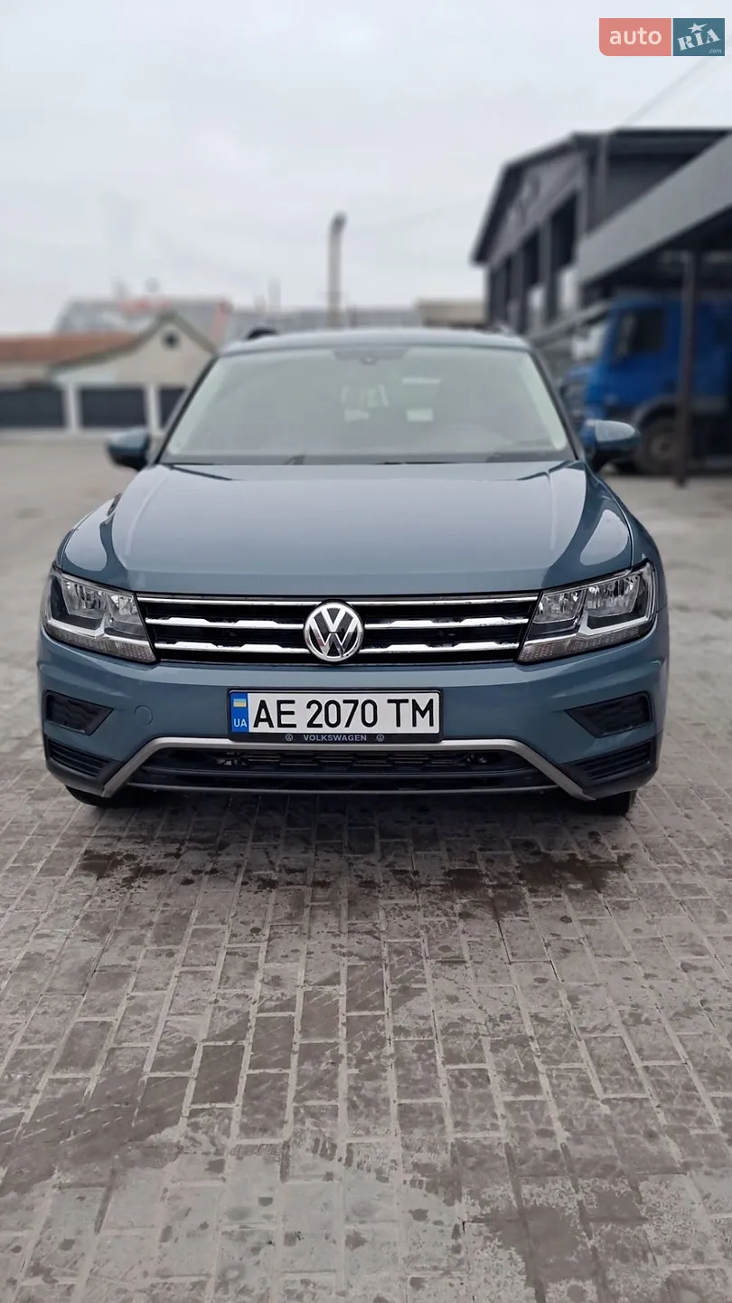 2019 Volkswagen Tiguan - фото 1