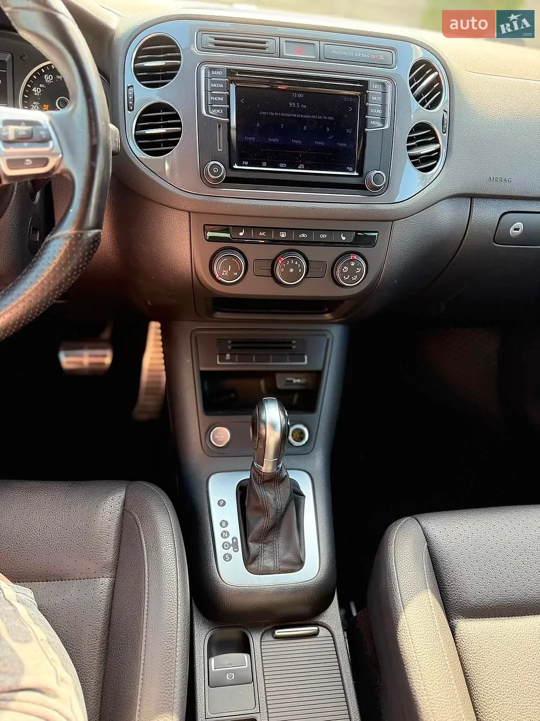 2016 Volkswagen Tiguan - мініатюра 11