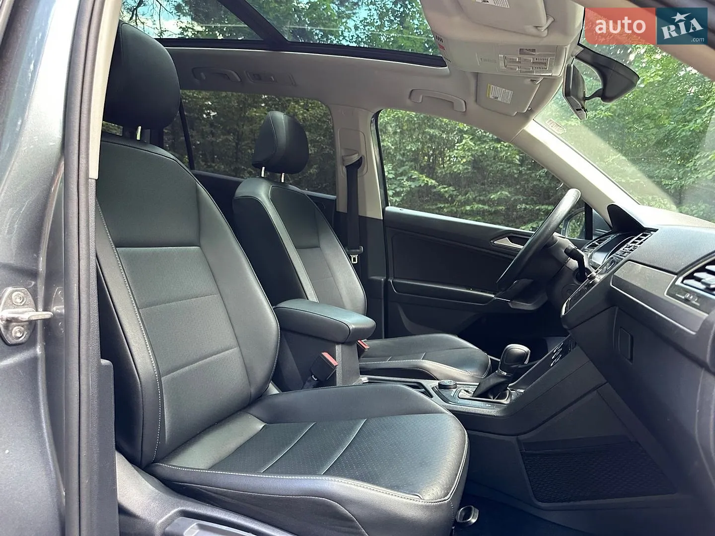 2018 Volkswagen Tiguan - мініатюра 14