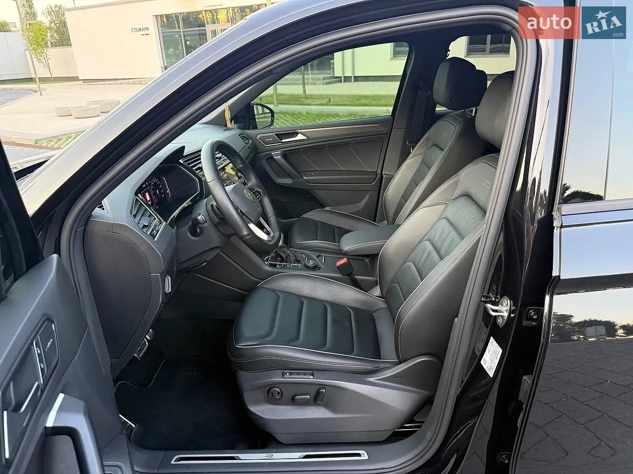 2022 Volkswagen Tiguan - мініатюра 24