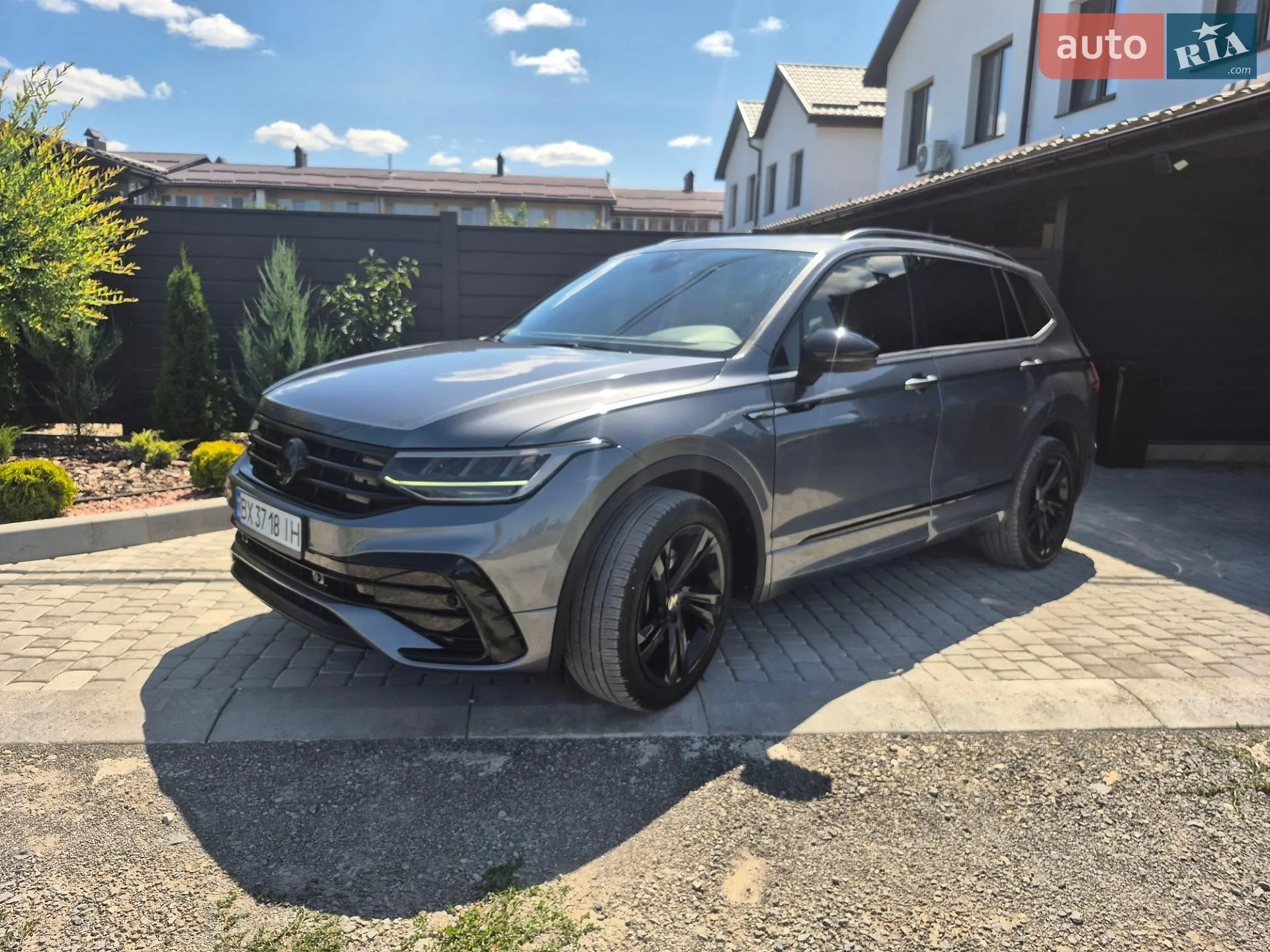 2023 Volkswagen Tiguan - мініатюра 12