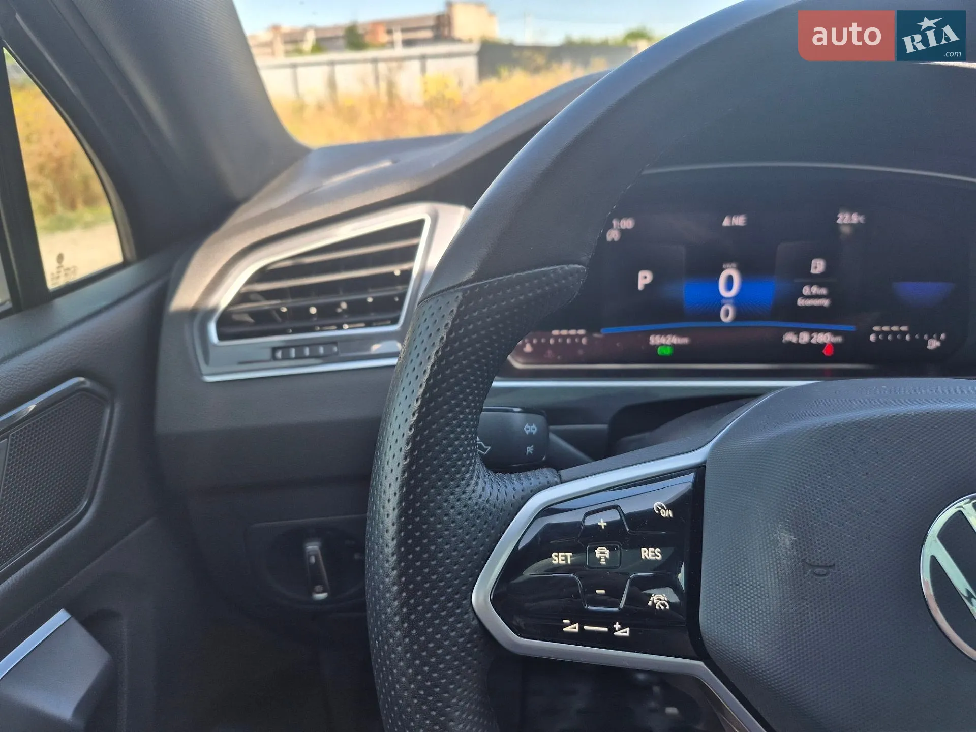 2023 Volkswagen Tiguan - мініатюра 18