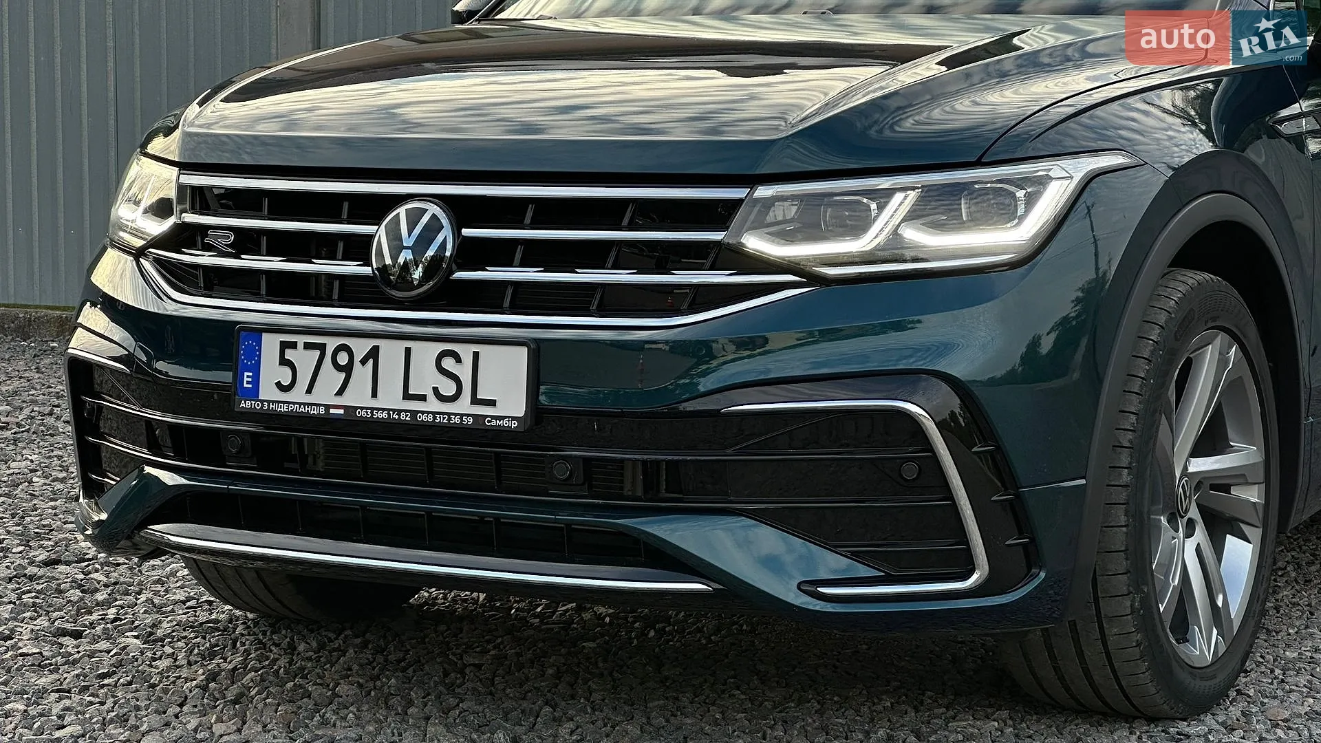 2021 Volkswagen Tiguan - мініатюра 3