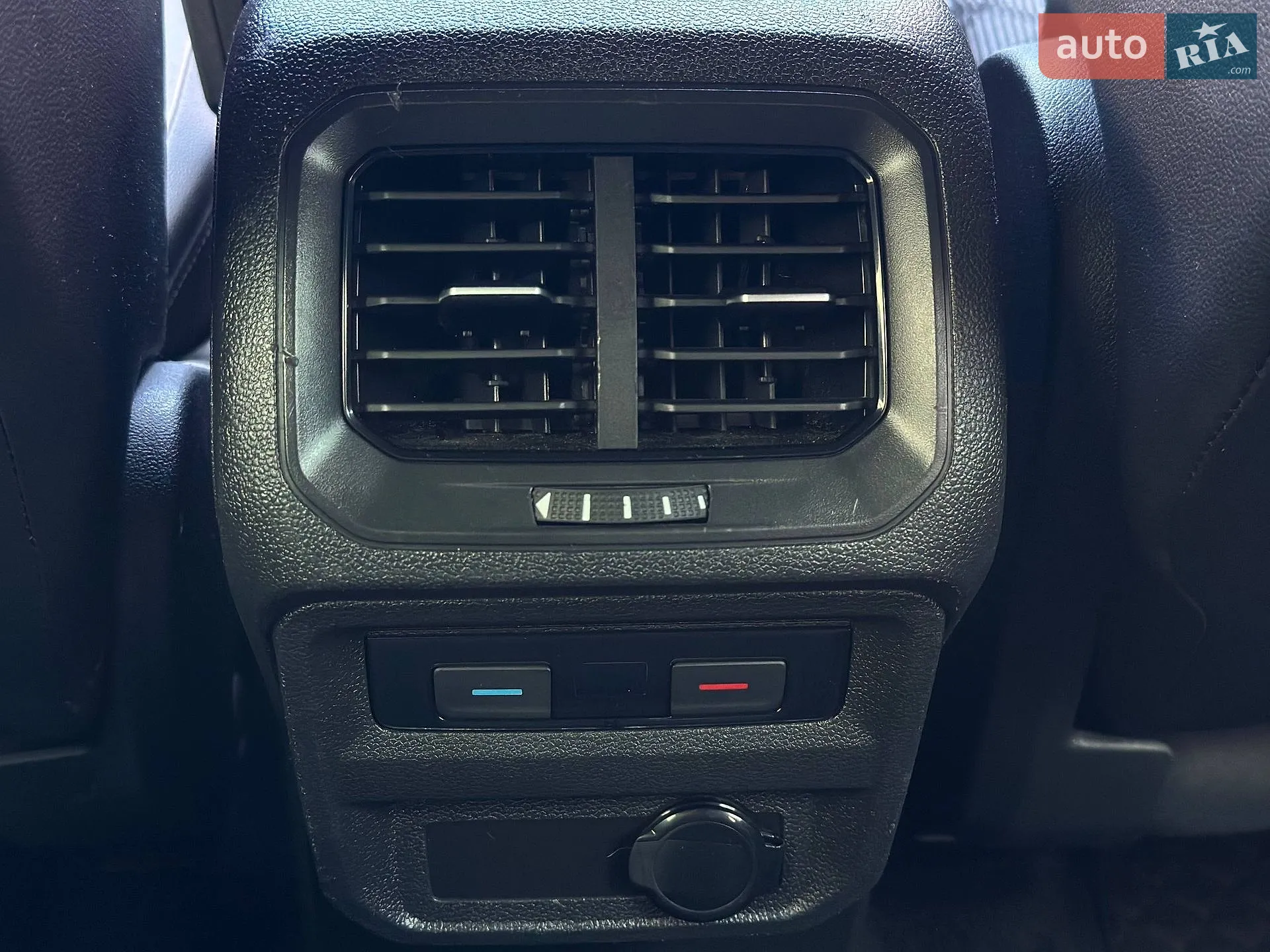 2020 Volkswagen Tiguan - мініатюра 17