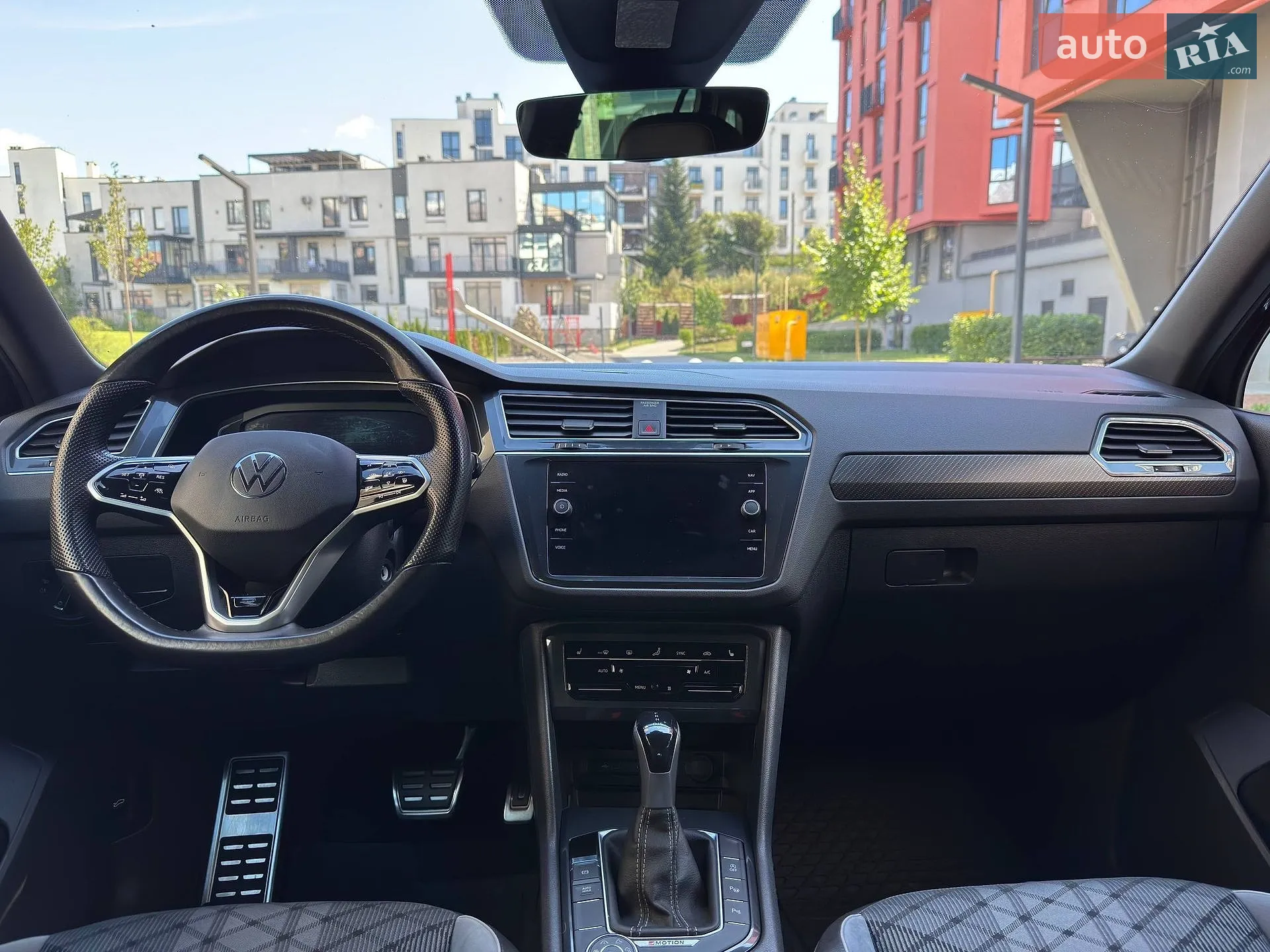 2020 Volkswagen Tiguan - мініатюра 18