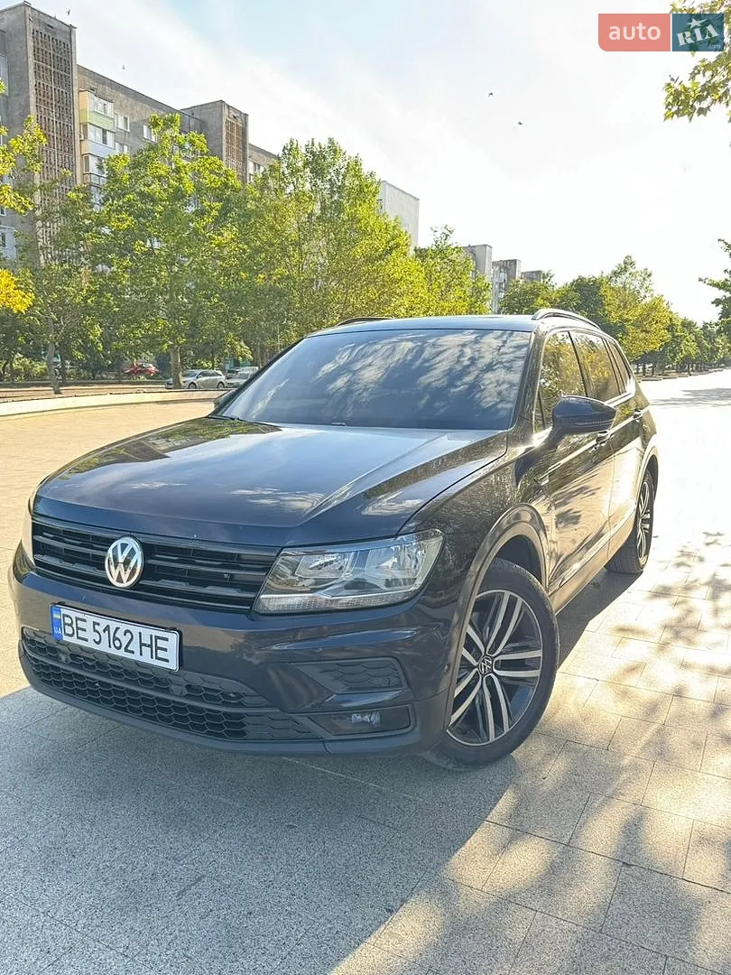 2018 Volkswagen Tiguan - фото 1