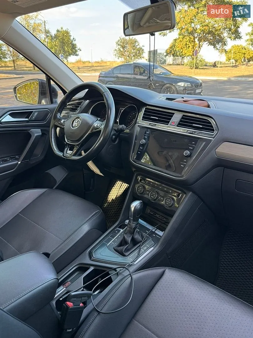 2018 Volkswagen Tiguan - мініатюра 17