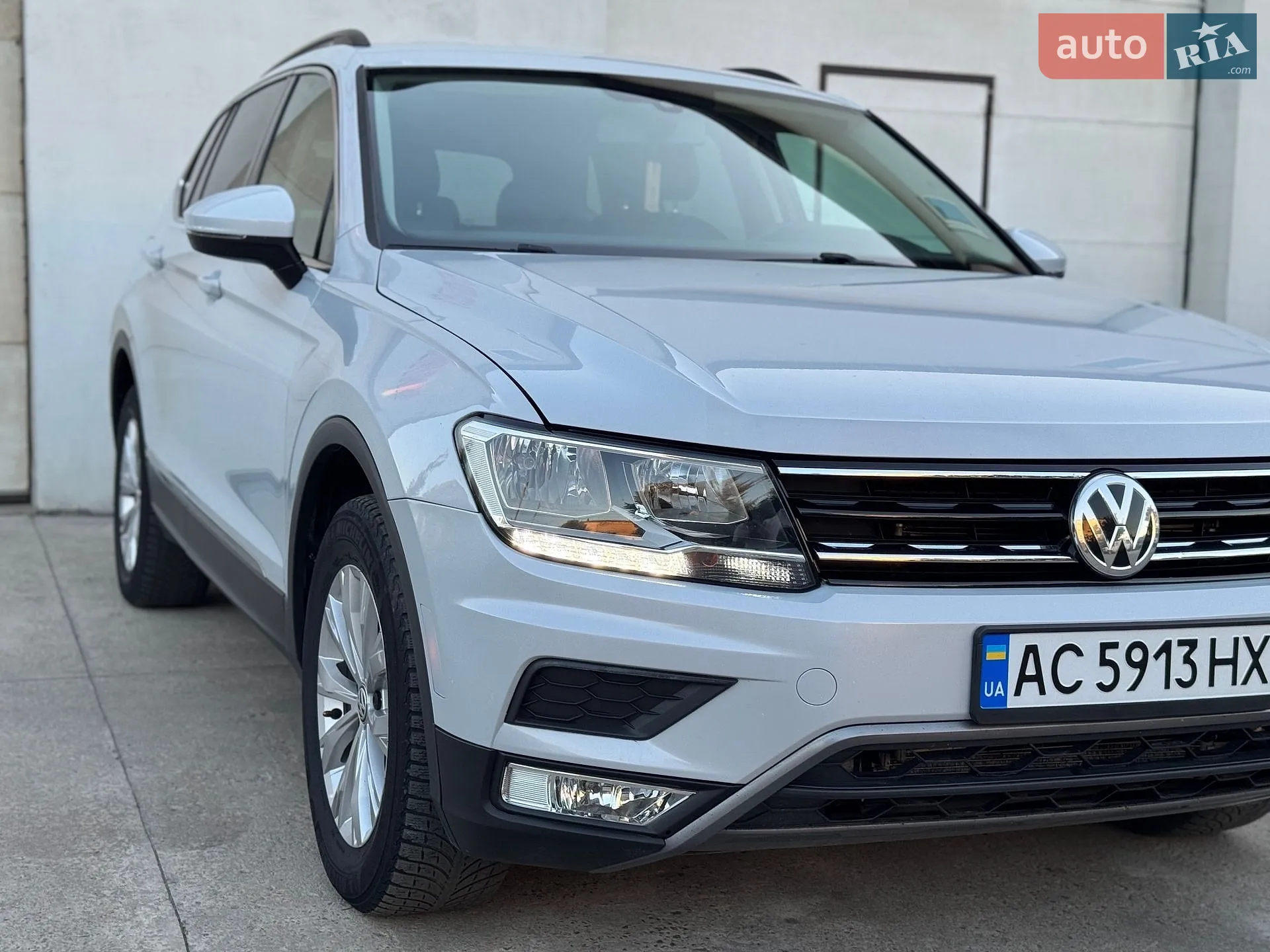 2018 Volkswagen Tiguan - мініатюра 14