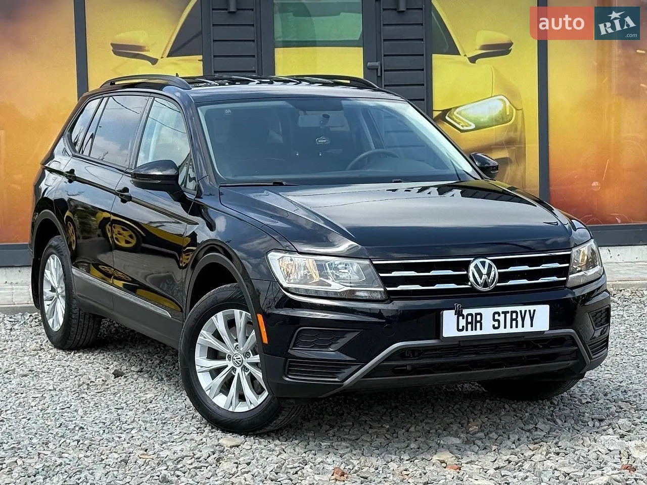 2020 Volkswagen Tiguan - фото 1