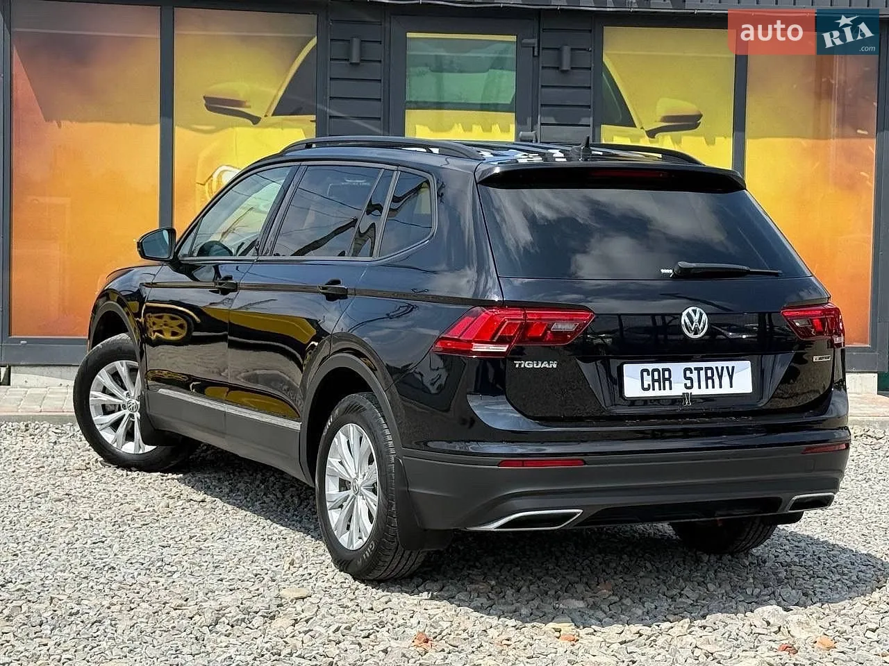 2020 Volkswagen Tiguan - мініатюра 3
