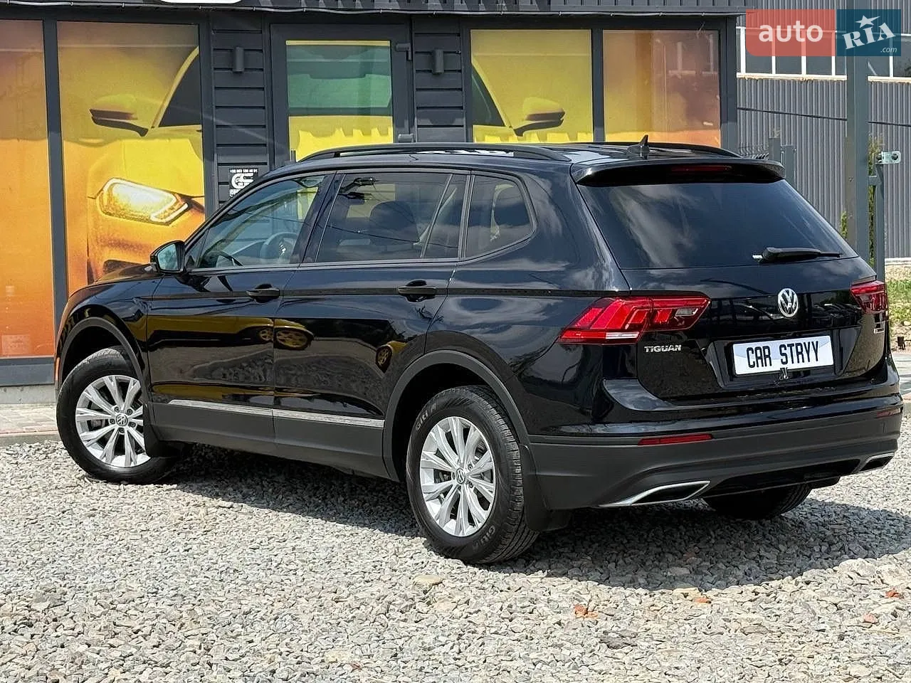 2020 Volkswagen Tiguan - мініатюра 17