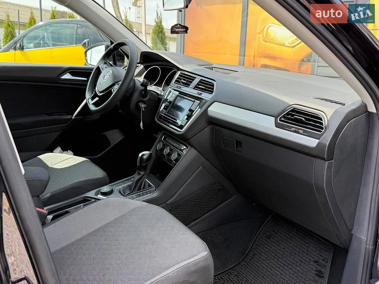 2020 Volkswagen Tiguan - мініатюра 28