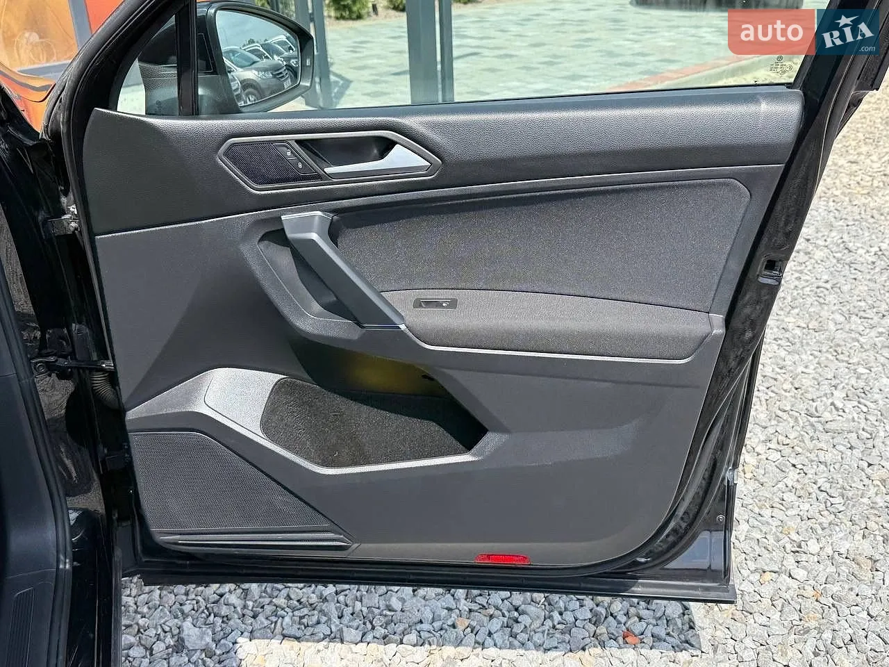 2020 Volkswagen Tiguan - мініатюра 31