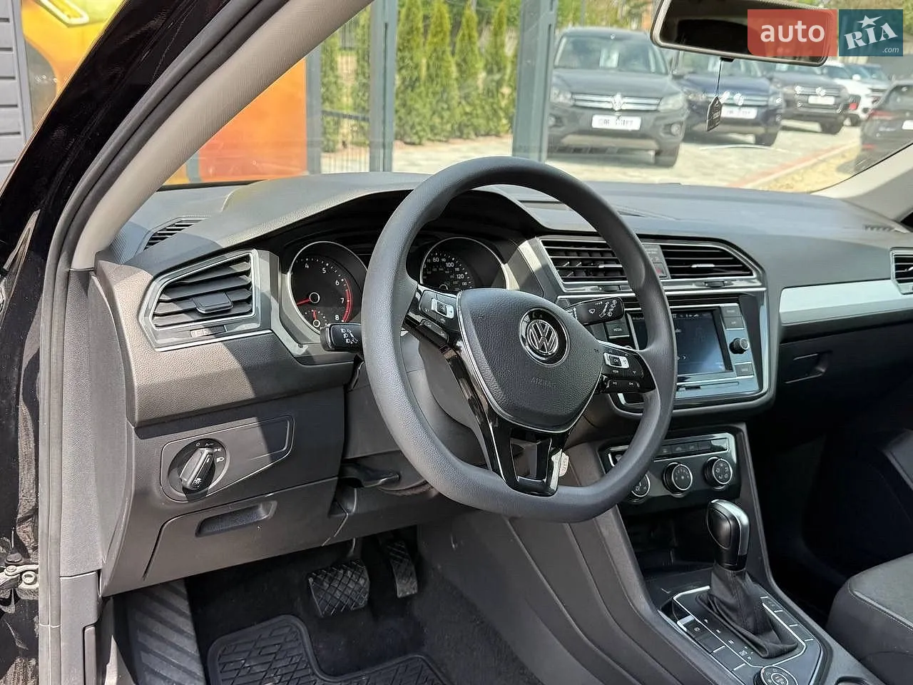 2020 Volkswagen Tiguan - мініатюра 39