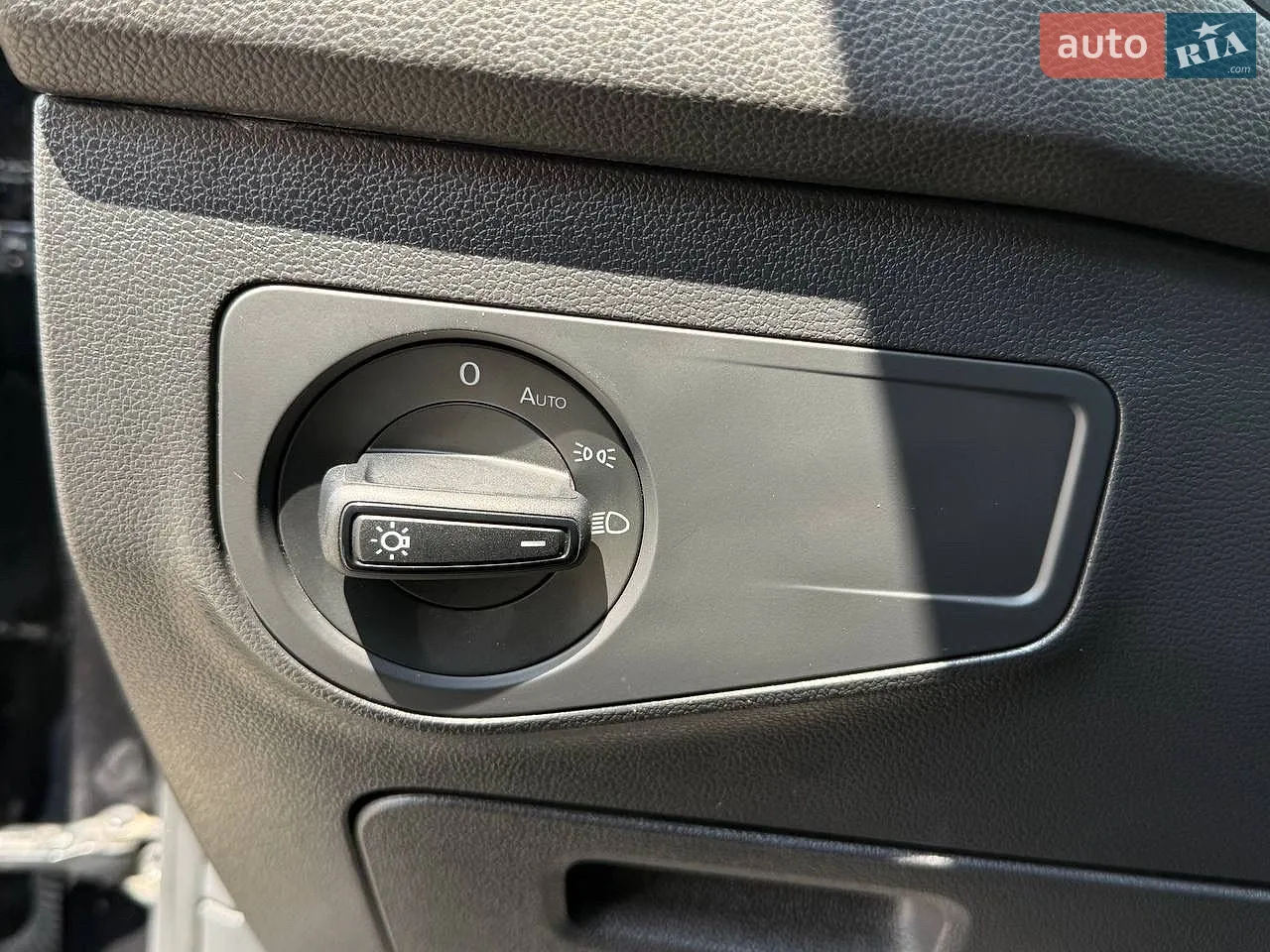 2020 Volkswagen Tiguan - мініатюра 42