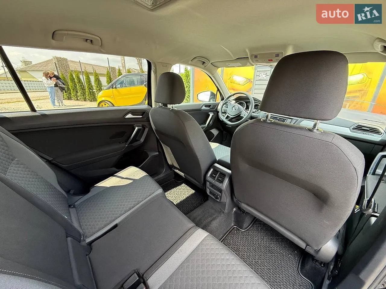 2020 Volkswagen Tiguan - мініатюра 32