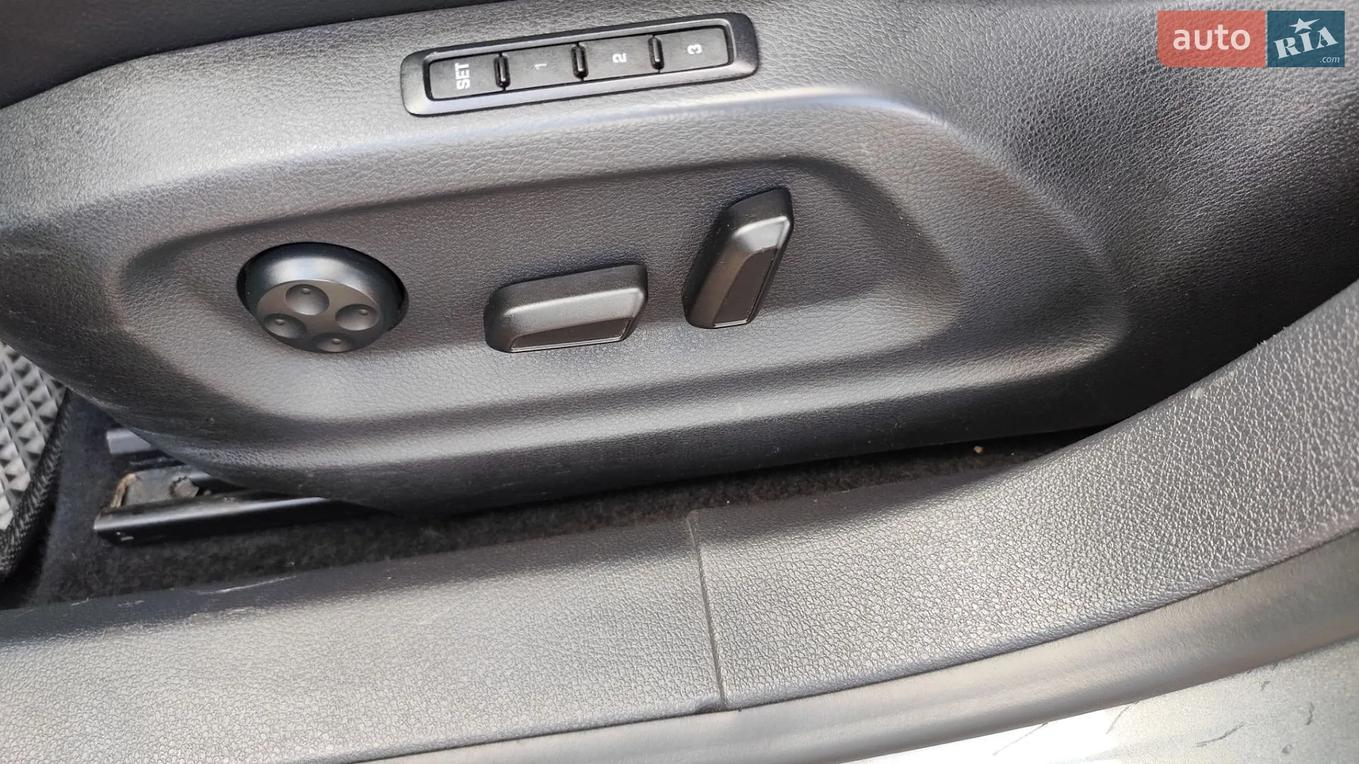 2012 Volkswagen Tiguan - мініатюра 15