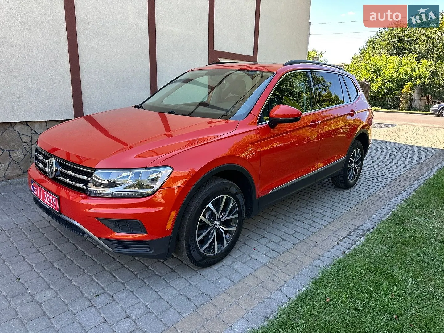 2018 Volkswagen Tiguan - мініатюра 2