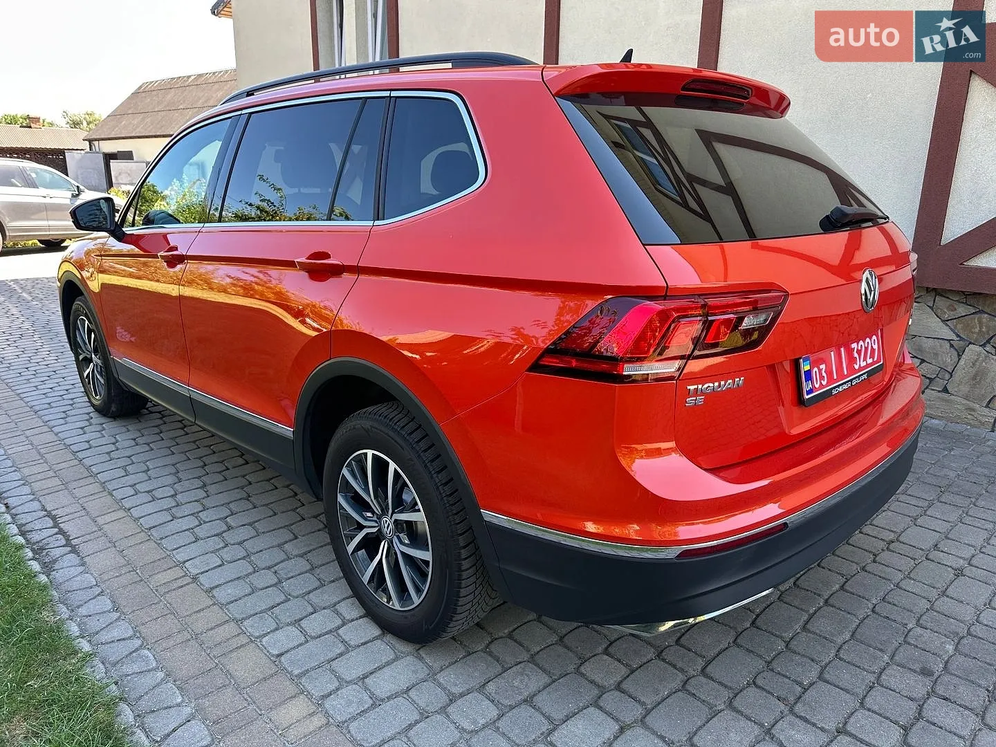2018 Volkswagen Tiguan - мініатюра 11