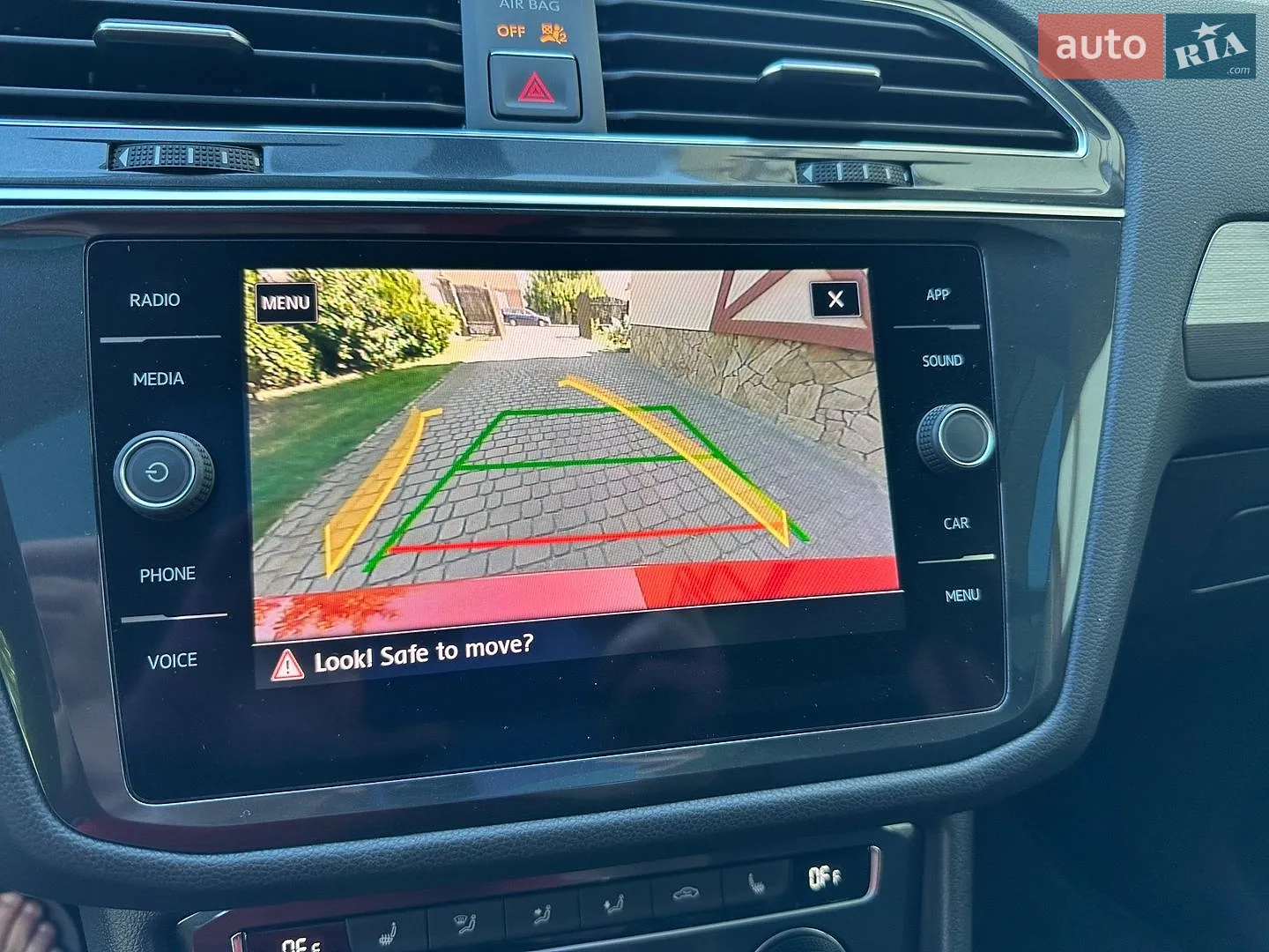 2018 Volkswagen Tiguan - мініатюра 27