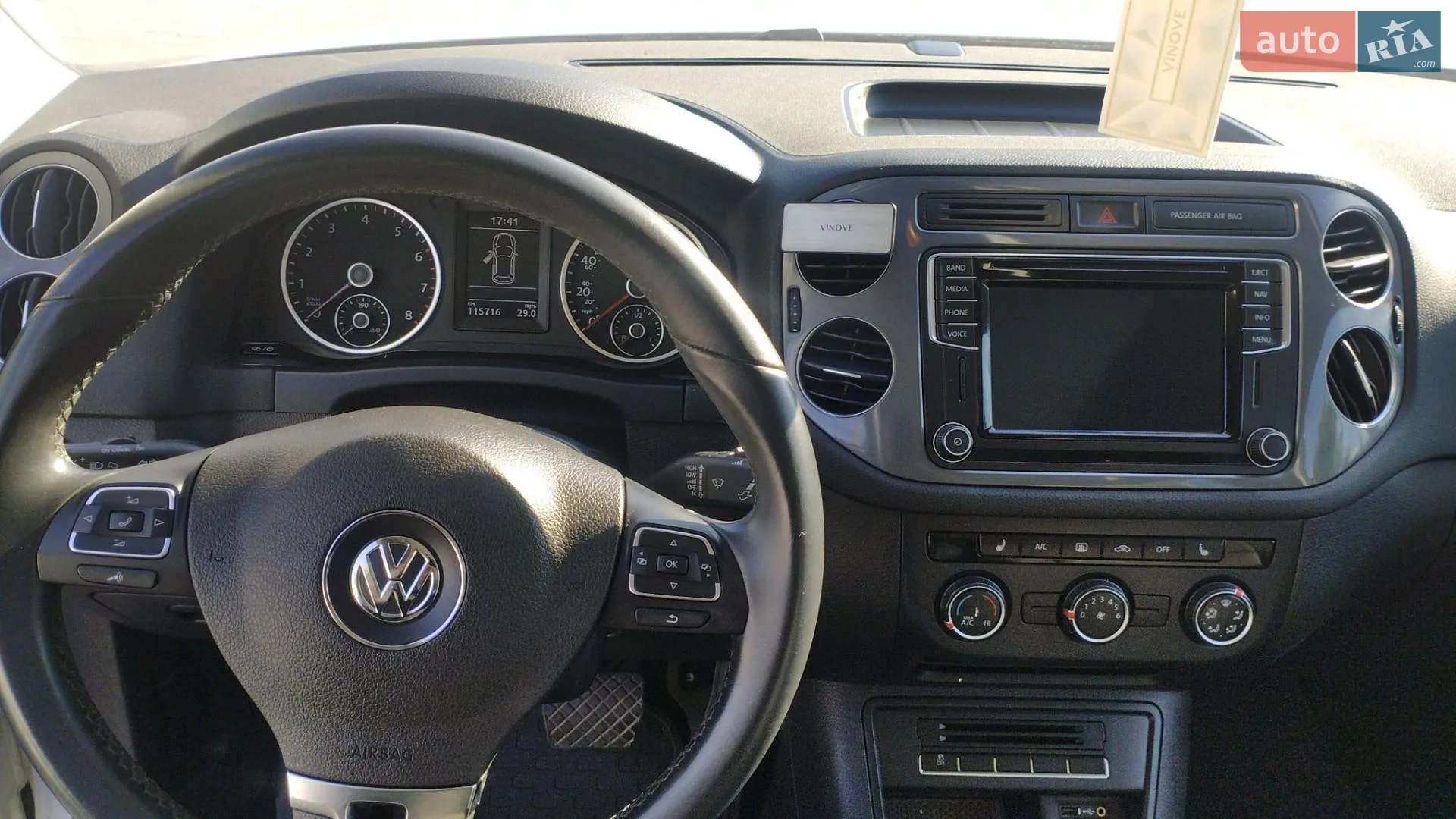2016 Volkswagen Tiguan - мініатюра 6