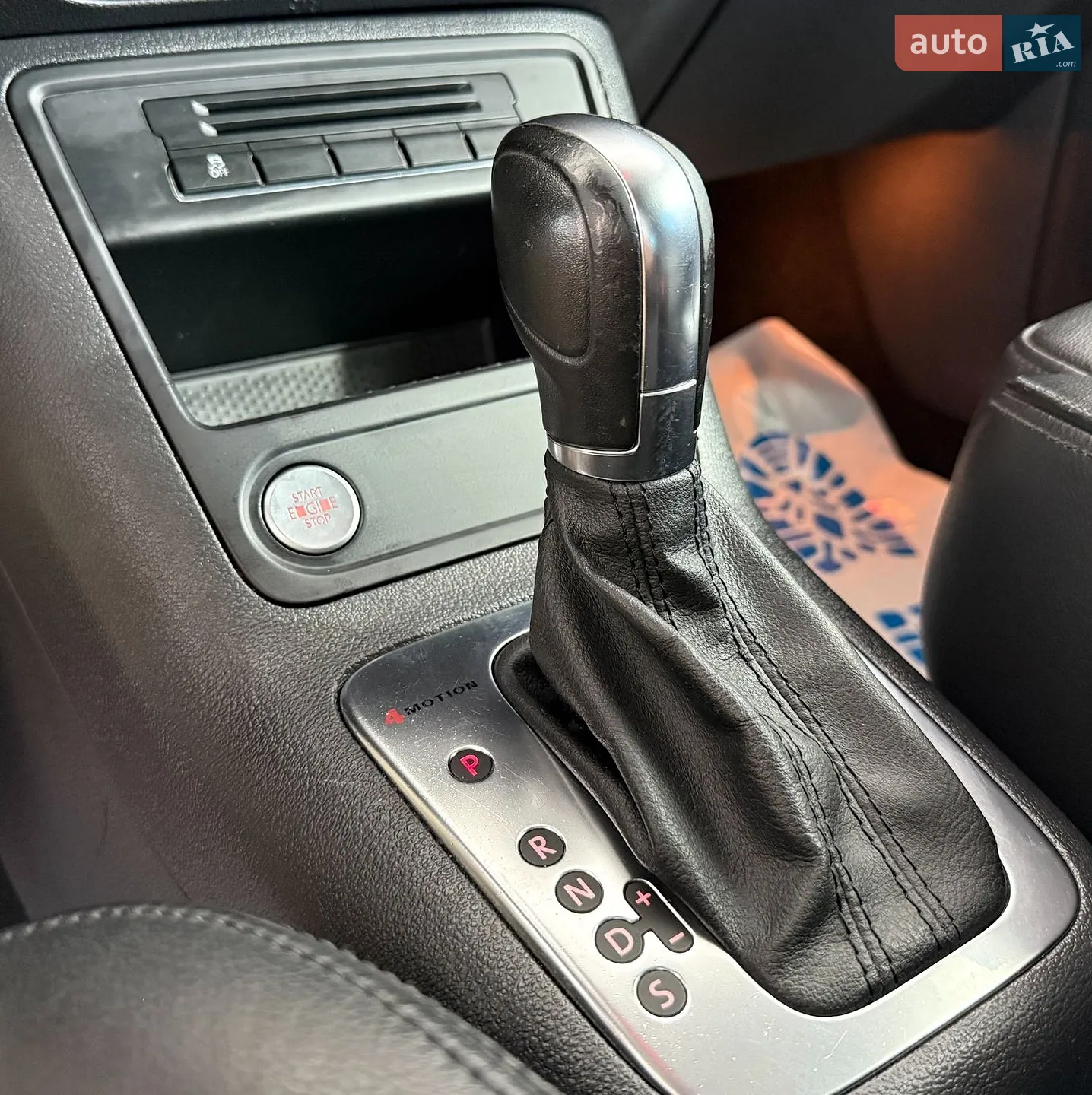 2012 Volkswagen Tiguan - мініатюра 24