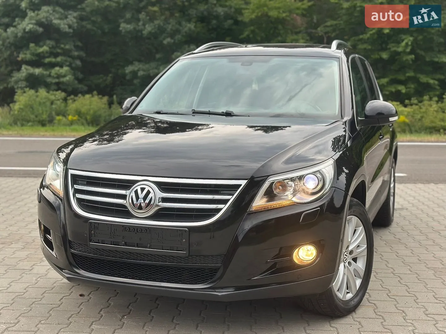 Volkswagen Tiguan 2016 VIN WVGZZZ5NZHW305499 фото оголошення 3 з 17