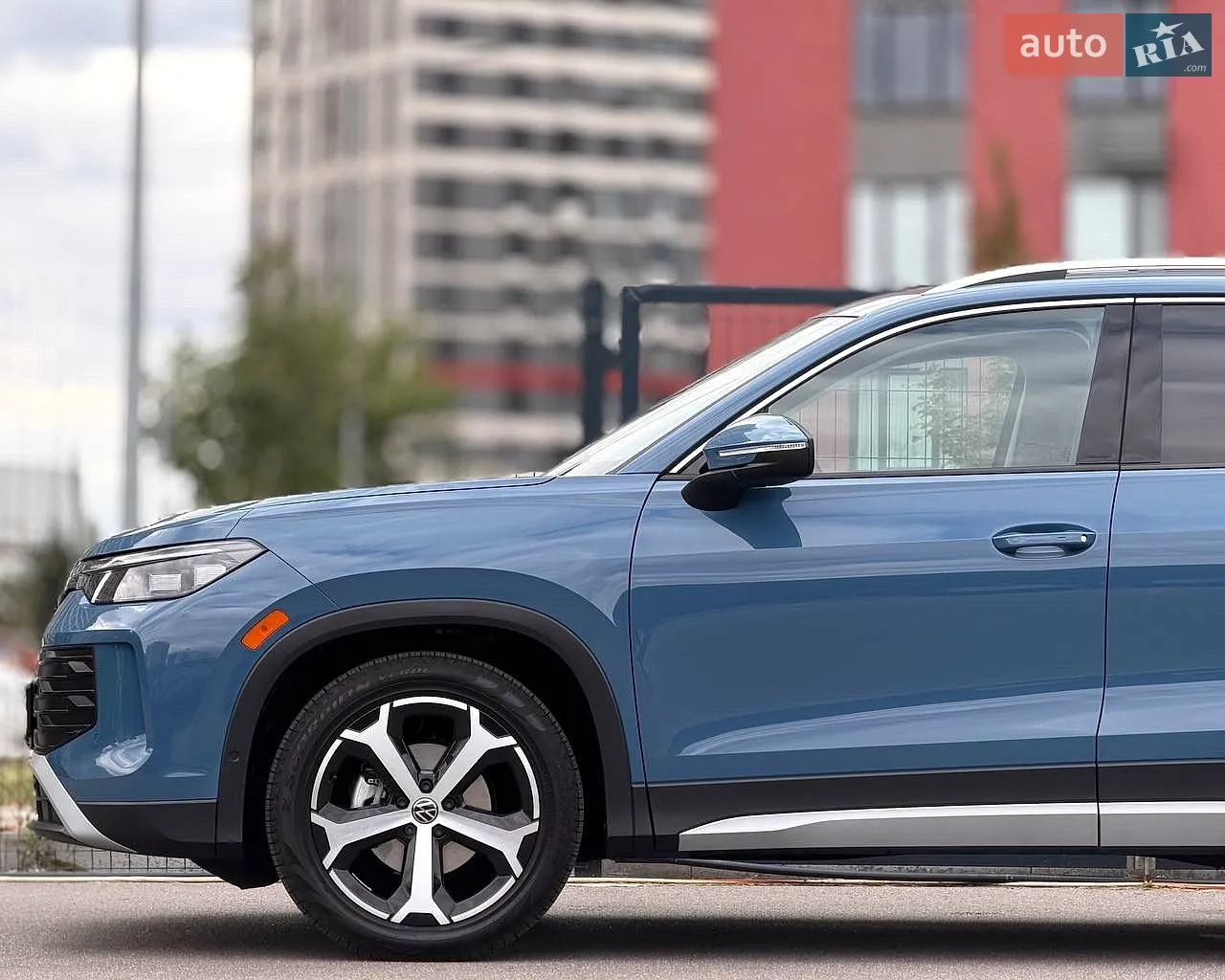 2025 Volkswagen Tiguan - мініатюра 13