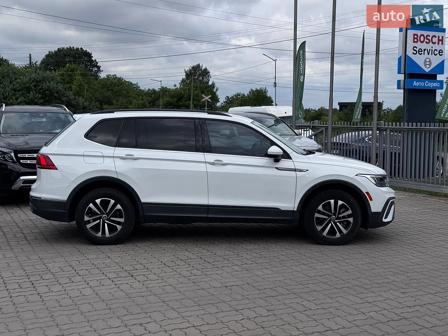 2022 Volkswagen Tiguan - мініатюра 2