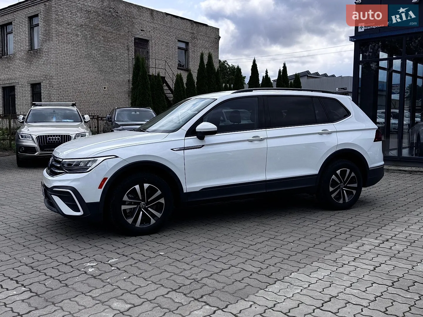 2022 Volkswagen Tiguan - мініатюра 8