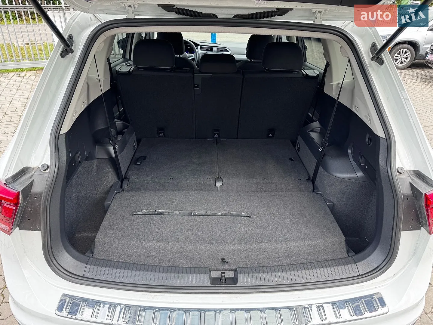 2022 Volkswagen Tiguan - мініатюра 41