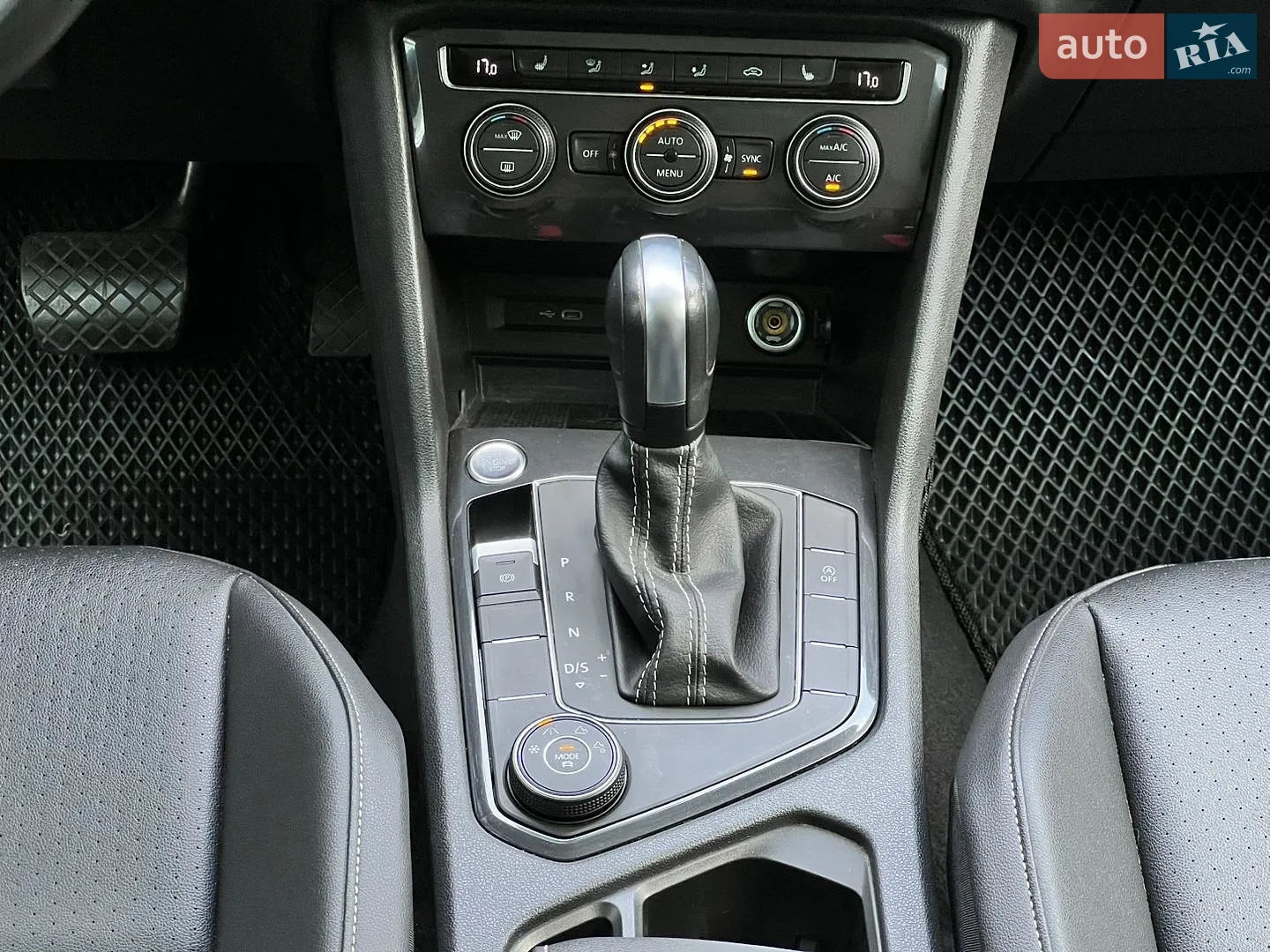 2021 Volkswagen Tiguan - мініатюра 38