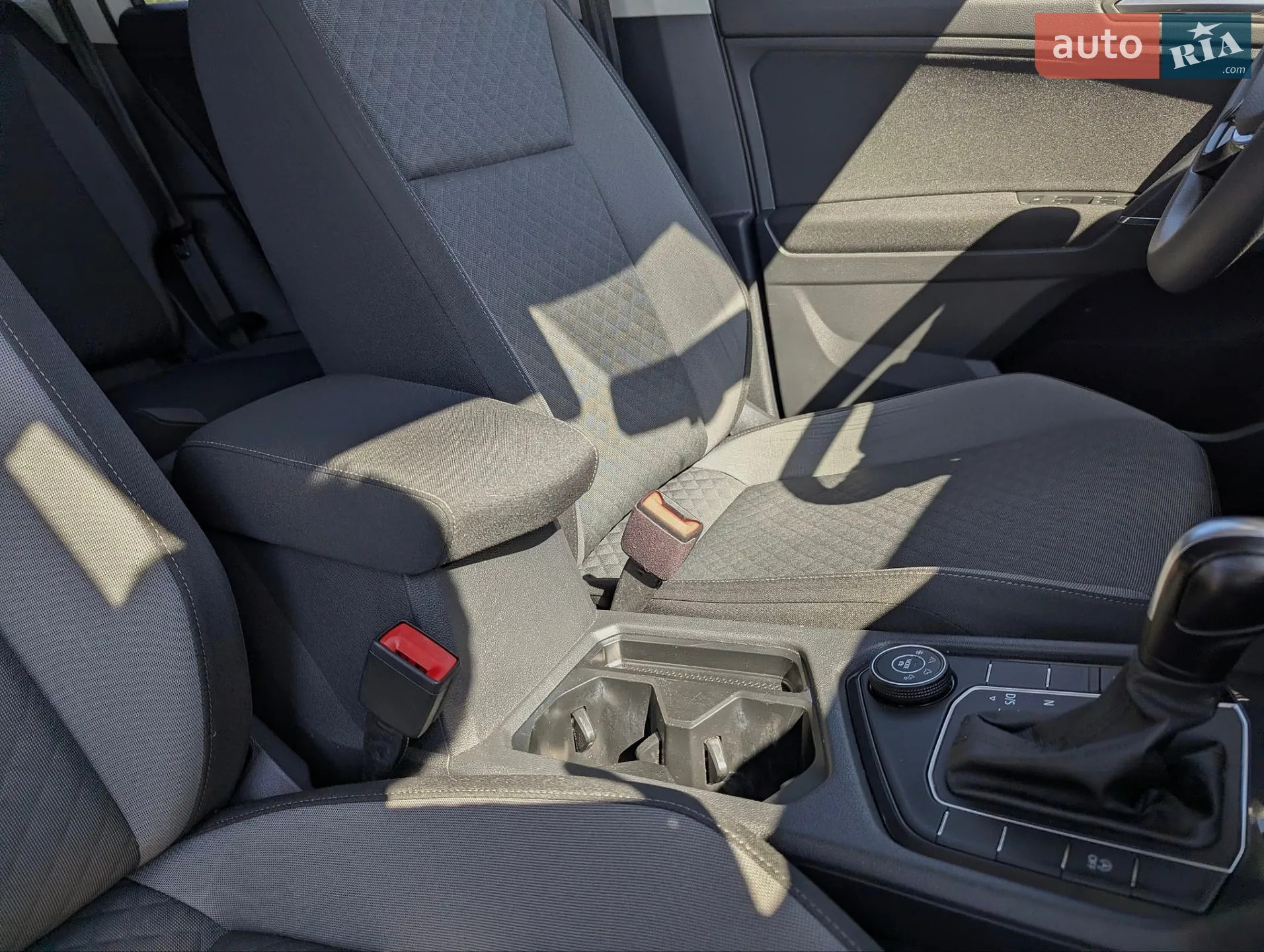 2019 Volkswagen Tiguan - мініатюра 10
