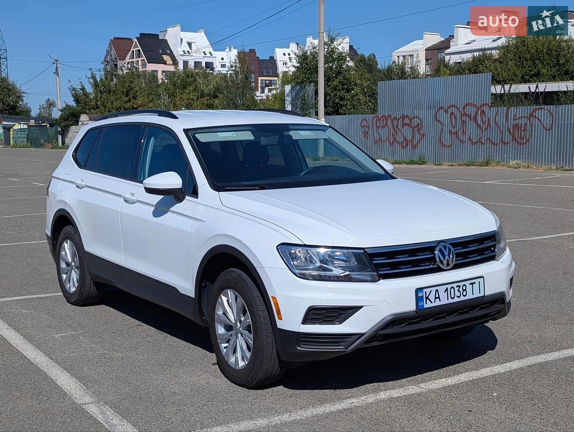 2019 Volkswagen Tiguan - фото 1