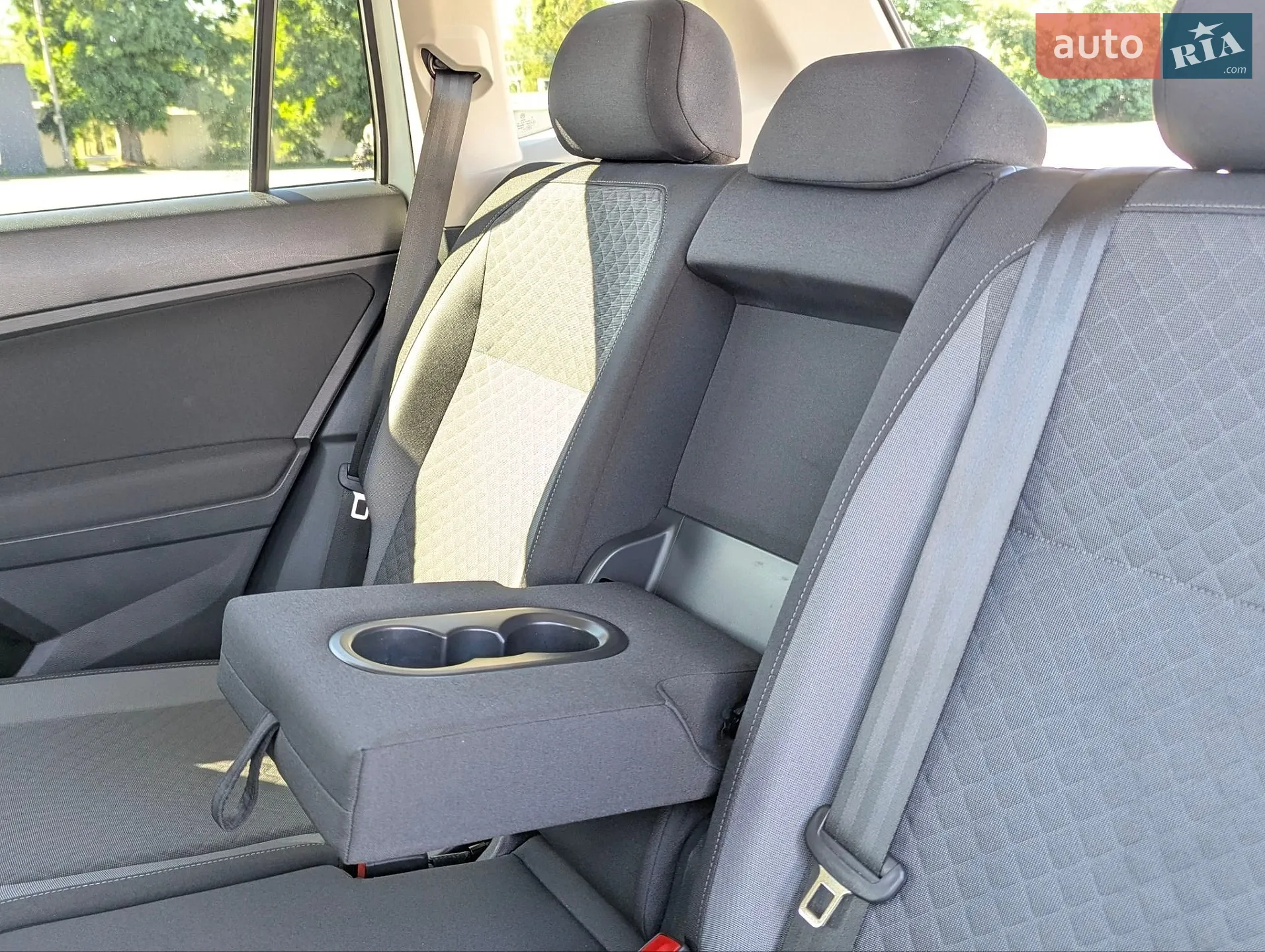 2019 Volkswagen Tiguan - мініатюра 16