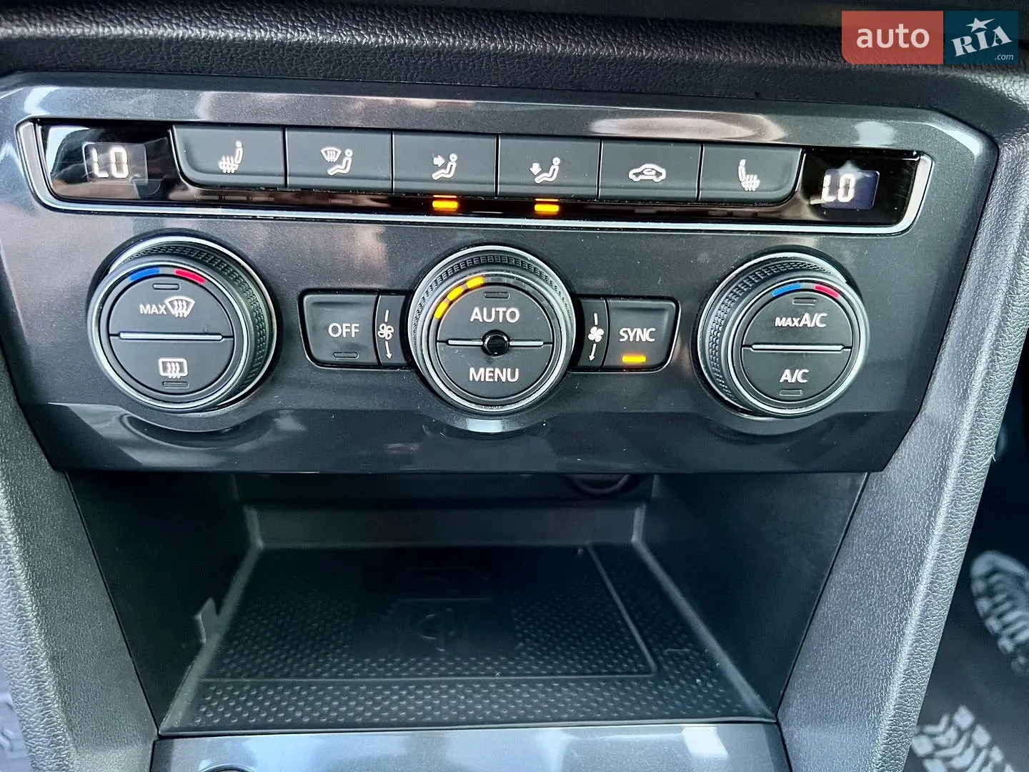 2020 Volkswagen Tiguan - мініатюра 43
