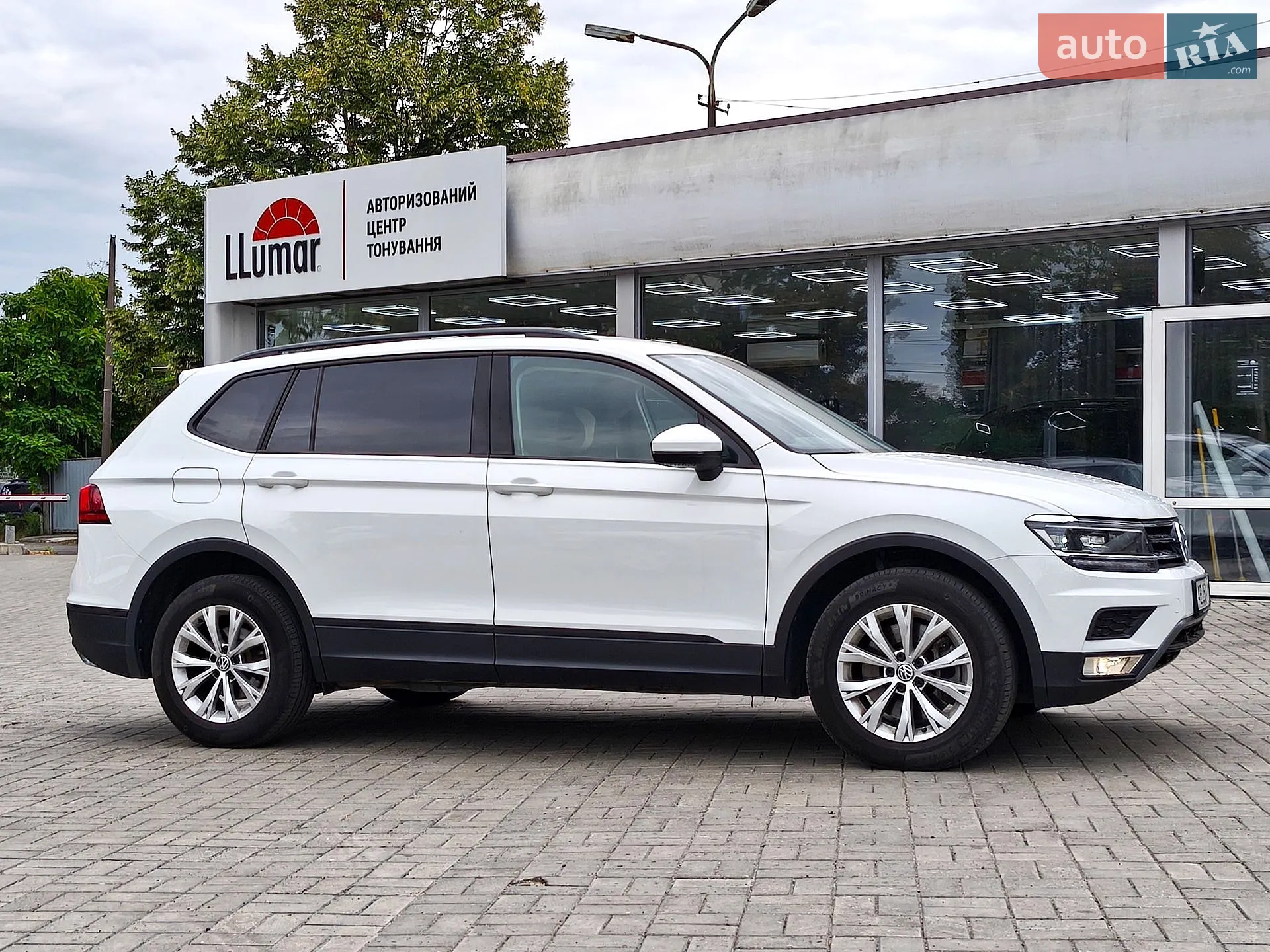 2017 Volkswagen Tiguan - мініатюра 5