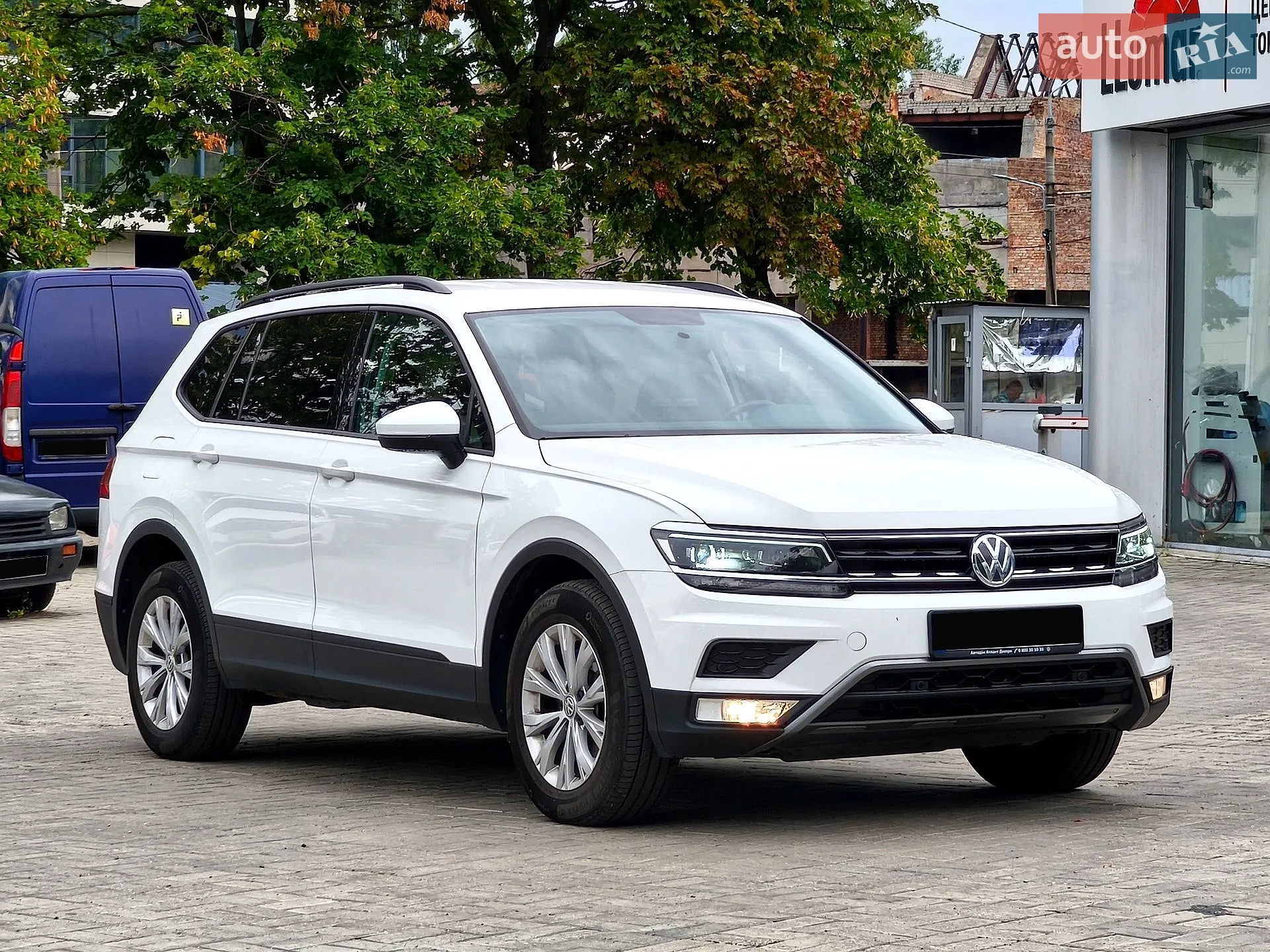 2017 Volkswagen Tiguan - мініатюра 4