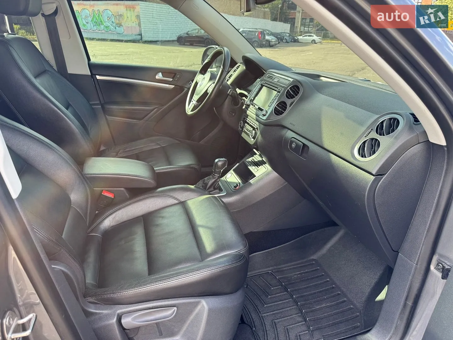 2013 Volkswagen Tiguan - мініатюра 30