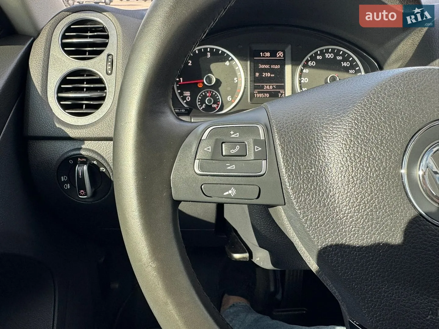 2013 Volkswagen Tiguan - мініатюра 47