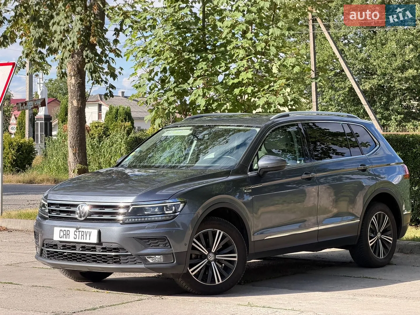 2019 Volkswagen Tiguan - мініатюра 11