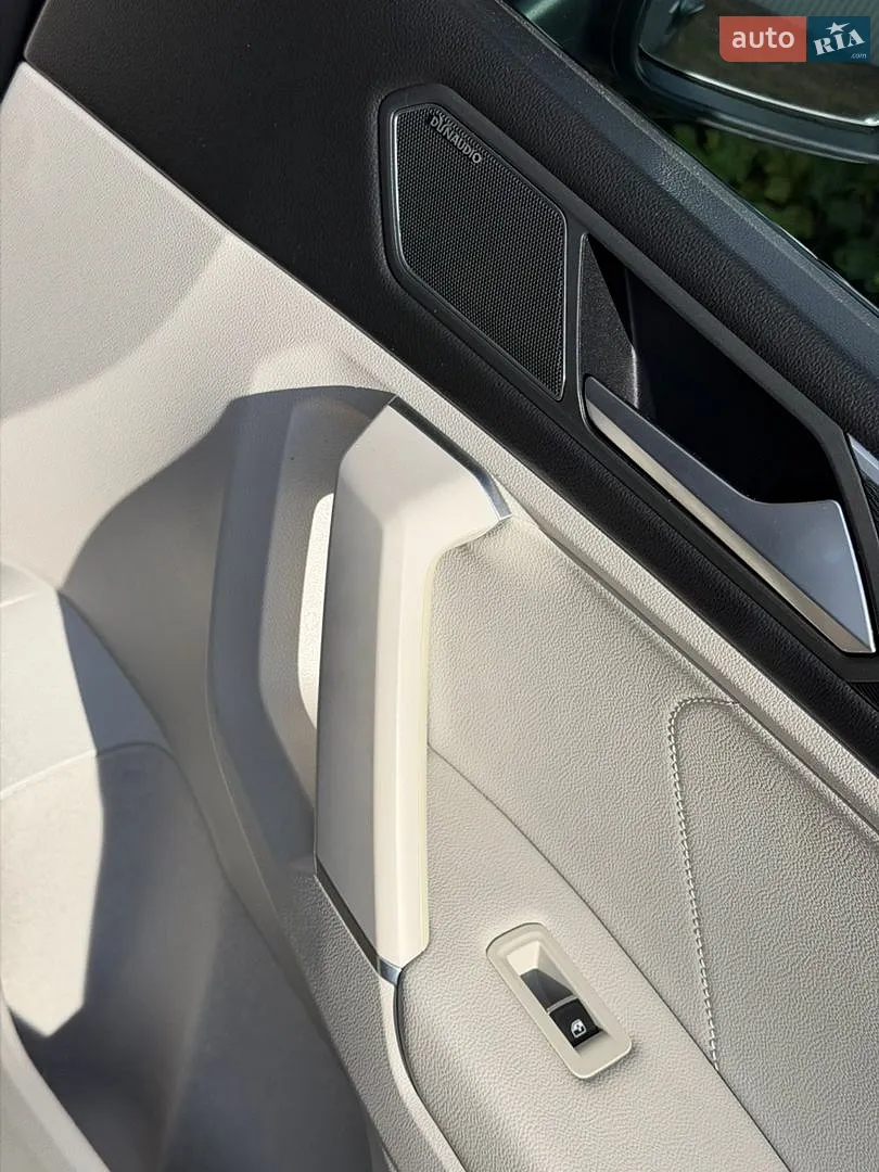 2019 Volkswagen Tiguan - мініатюра 38