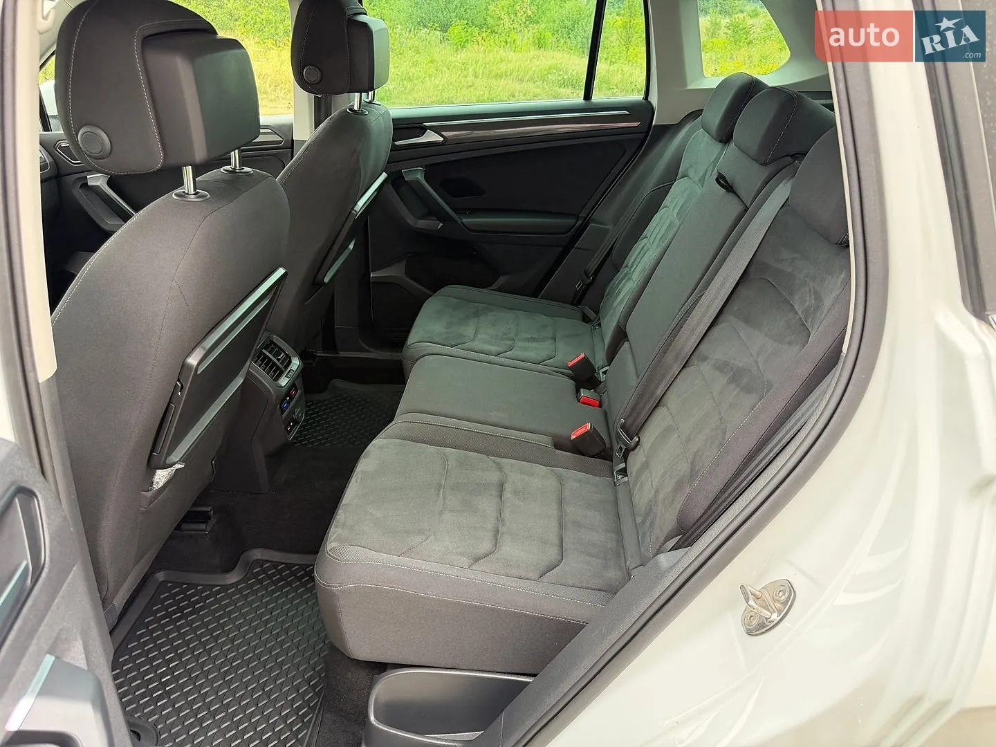 2019 Volkswagen Tiguan - мініатюра 23