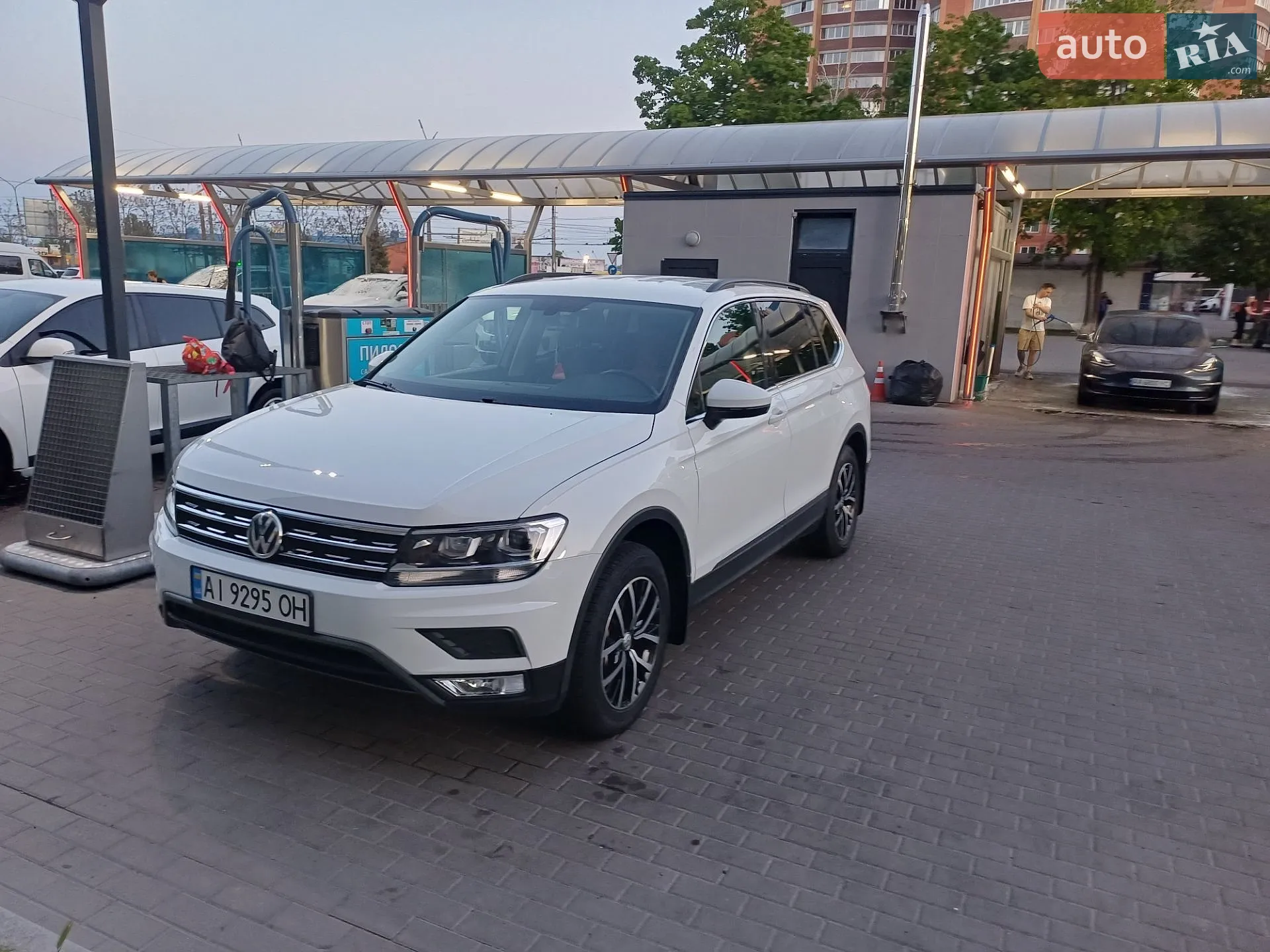2020 Volkswagen Tiguan - мініатюра 7