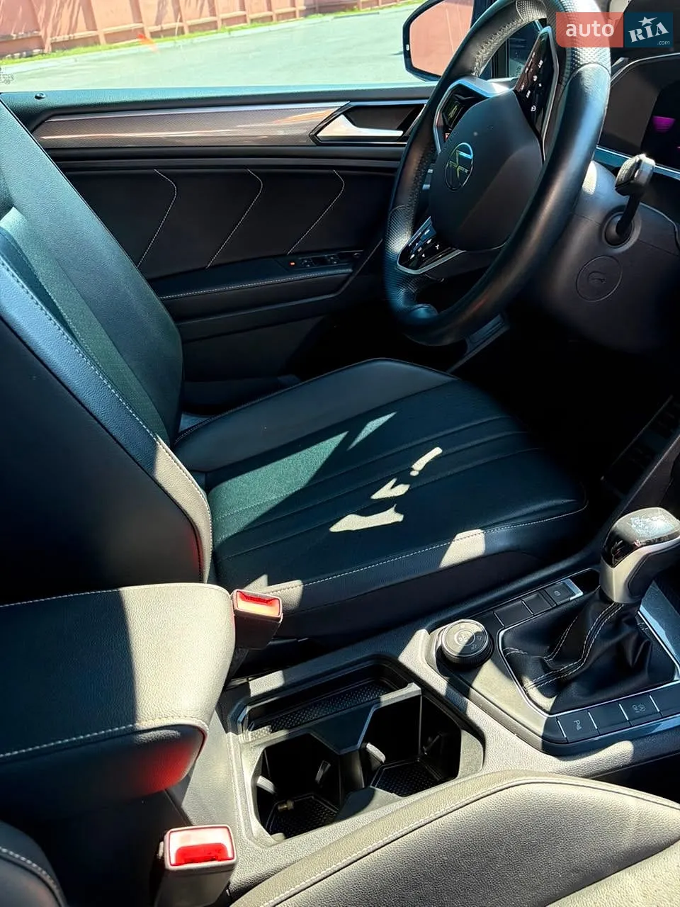 2021 Volkswagen Tiguan - мініатюра 17