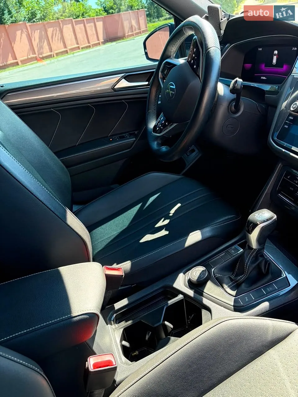 2021 Volkswagen Tiguan - мініатюра 18