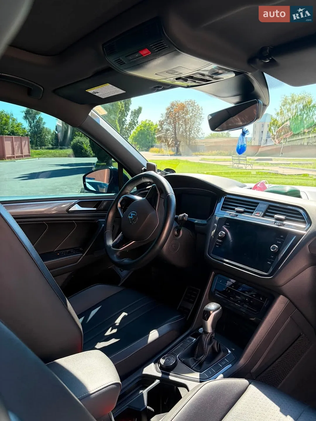 2021 Volkswagen Tiguan - мініатюра 23