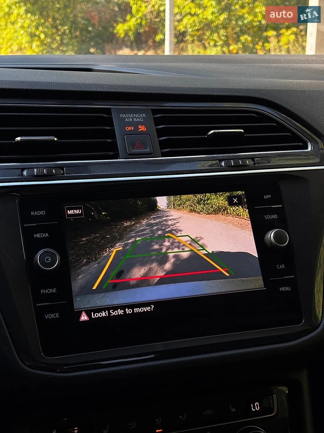 2020 Volkswagen Tiguan - мініатюра 34