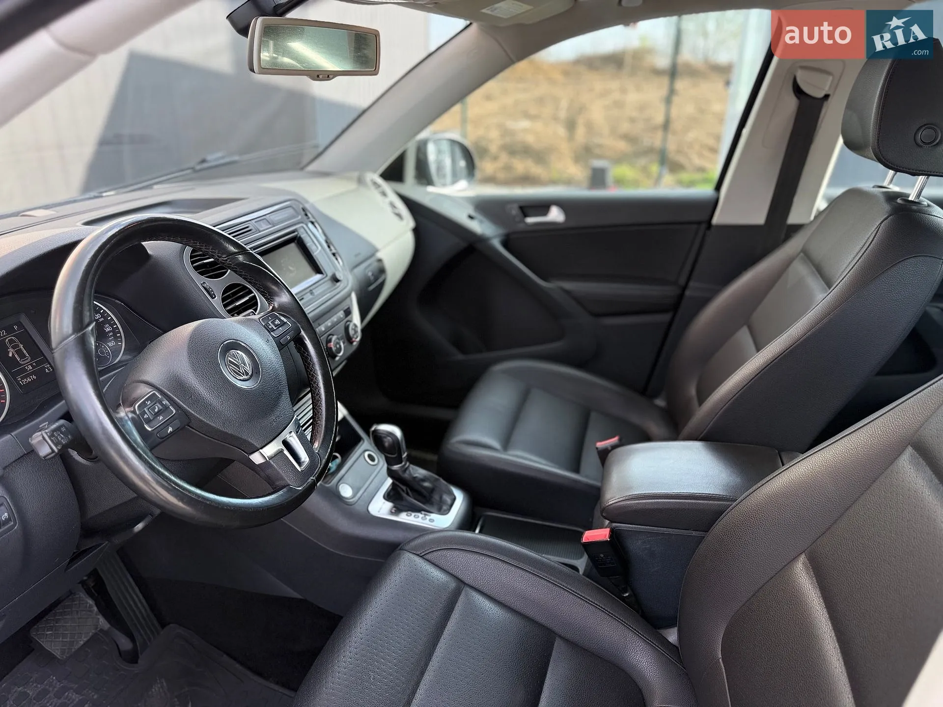 2016 Volkswagen Tiguan - мініатюра 23